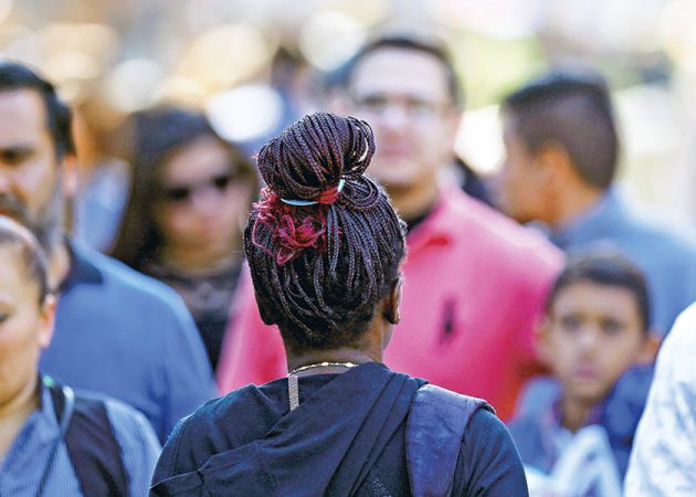 Uno de cada cuatro habitantes de la comuna de Santiago es migrante