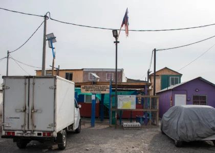 Luna de Haití: la historia tras el campamento haitiano de Maipú, donde viven desde hace seis años 78 familias y 60 menores de edad